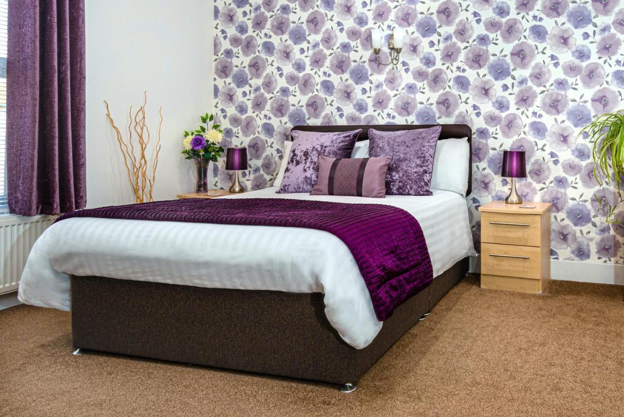 The Richmond - Adults Only 3*