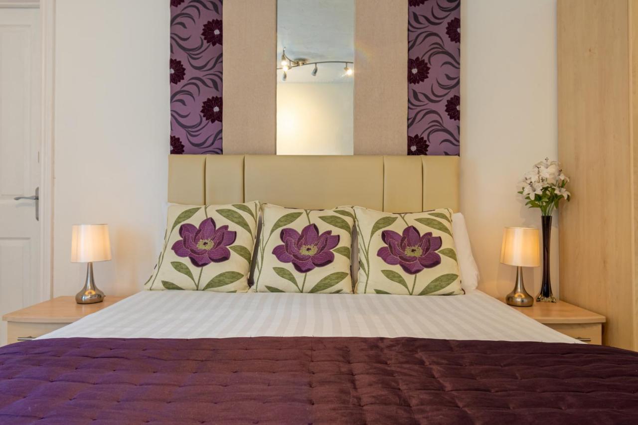 The Richmond - Adults Only 3*